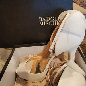 NWT Badgley Mischka wedding shoes